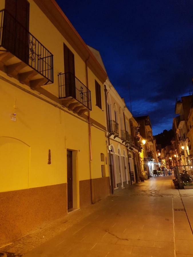 Casa Vacanze La Pavoncella イグレージアス エクステリア 写真