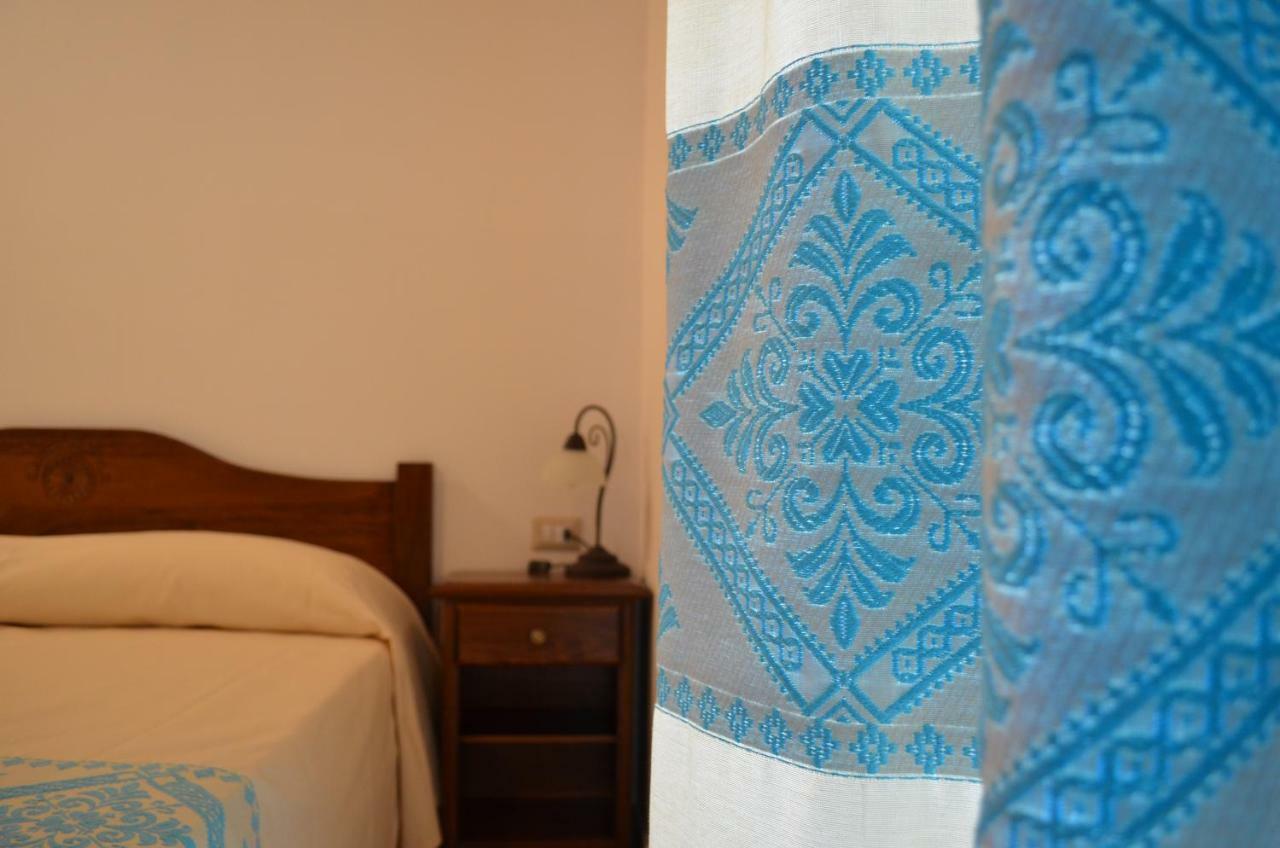 Casa Vacanze La Pavoncella イグレージアス エクステリア 写真