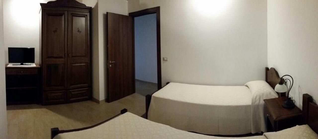 Casa Vacanze La Pavoncella イグレージアス エクステリア 写真