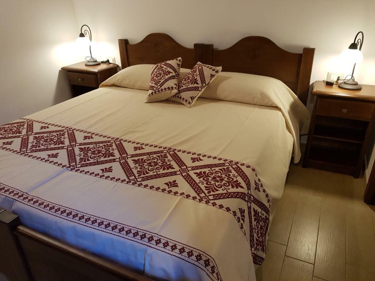 Casa Vacanze La Pavoncella イグレージアス エクステリア 写真